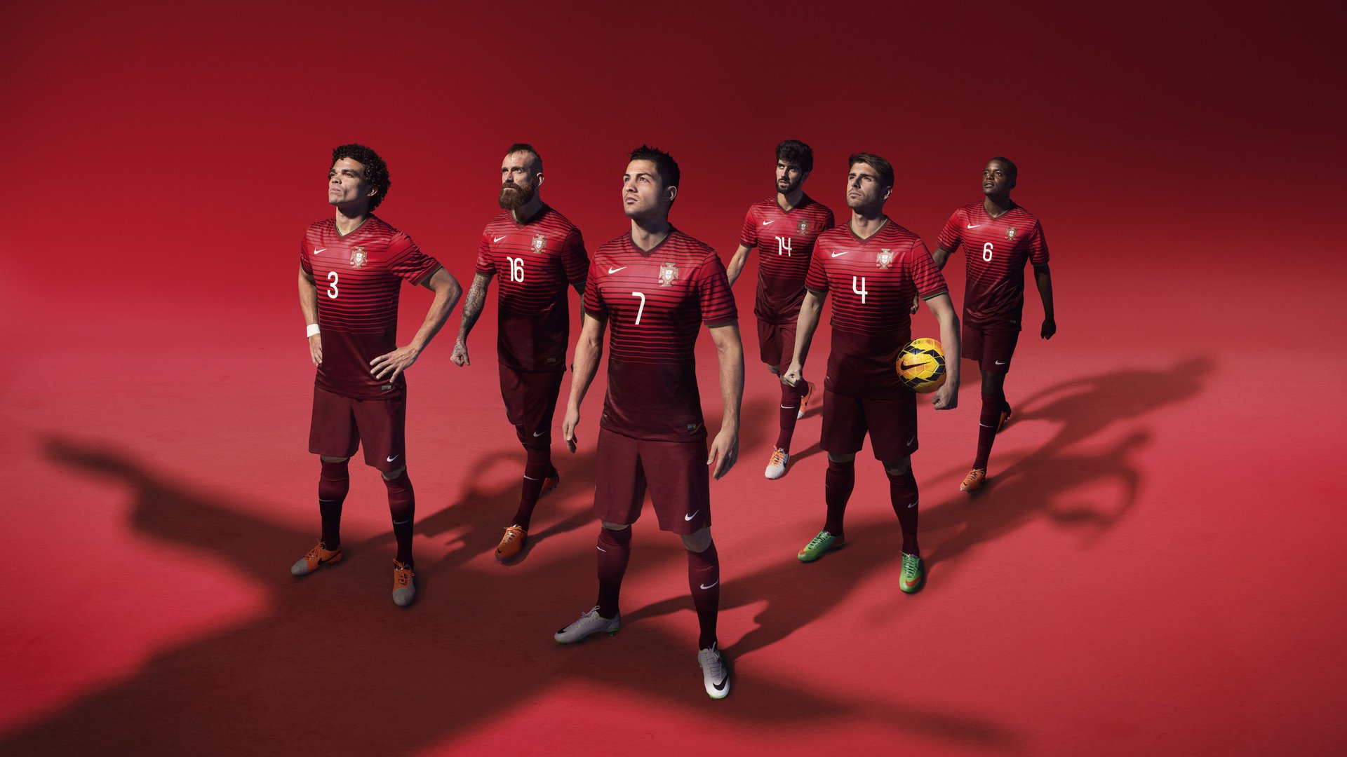 皇马刷新纪录欧冠淘汰赛，皇马欧冠2021晋级没